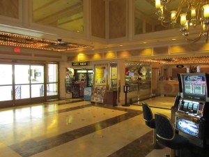 Four Queens Hotel & Casino Las Vegas, Four Queens Las Vegas, Four Queens Hotel, Four Queens Casino, Four Queens Downtown Las Vegas, Downtown Las Vegas, Fremont Street, Fremont Street Las Vegas, FSE, Fremont Street Experience