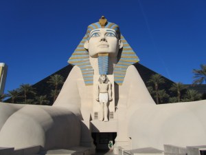 Luxor Hotel & Casino Las Vegas, Luxor Resort & Casino Las Vegas, Luxor Las Vegas, Luxor Hotel Las Vegas, Luxor Casino Las Vegas, Carrot Top at Luxor Las Vegas, Carrot Top, MGM Resorts, MGM International, Mlife, Las Vegas, Las Vegas Strip, Las Vegas Boulevard, Slots, Slotmachines, Videpoker, poker, Blackjack, Roulette, Baccarat, Sports Book, Gaming, Gambling