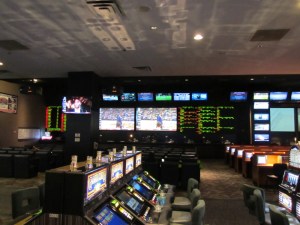 Luxor Hotel & Casino Las Vegas, Luxor Resort & Casino Las Vegas, Luxor Las Vegas, Luxor Hotel Las Vegas, Luxor Casino Las Vegas, Carrot Top at Luxor Las Vegas, Carrot Top, MGM Resorts, MGM International, Mlife, Las Vegas, Las Vegas Strip, Las Vegas Boulevard, Slots, Slotmachines, Videpoker, poker, Blackjack, Roulette, Baccarat, Sports Book, Gaming, Gambling