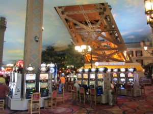 Paris Las Vegas, Paris Hotel & Casino Las Vegas, Paris Resort & Casino Las Vegas, Paris Hotel, Paris Casino, Le Boulevard Shoppes, Le Boulevard Shoppes at Paris Las Vegas, CET, Caesars Entertainment, Total Rewards, Las Vegas, Las Vegas Strip, Las Vegas Boulevard, Slots, Slotmachines, Videpoker, poker, Blackjack, Roulette, Baccarat, Sports Book, Gaming, Gambling