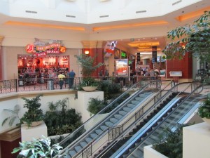 Mandalay Bay Hotel & Casino Las Vegas, Mandalay Bay Resort & Casino Las Vegas, Mandalay Bay Las Vegas, Mandalay Bay Hotel Las Vegas, Mandalay Bay Casino Las Vegas, Mandalay Beach, Mandalay Place, MGM Resorts, MGM International, Mlife, Las Vegas, Las Vegas Strip, Las Vegas Boulevard, Slots, Slotmachines, Videpoker, poker, Blackjack, Roulette, Baccarat, Sports Book, Gaming, Gambling