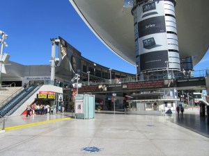 Fashion Show Mall Las Vegas, Fashion Show Mall, The Fashion Show Mall Las Vegas, The Fashion Show Mall, Las Vegas, Las Vegas Strip, Las Vegas Boulevard, ABC Stores, Abercrombie & Fitch, Adore, Ann Taylor, Banana Republic, Bath & Body Works, The Body Shop, Brookstone, Champs Sports, Coach, Diesel, Disney Store, Desigual, Foot Locker, Forever 21, Fossil, Guess, Hugo Boss, Kenneth Cole, Lacoste, Macy’s, Michael Kors, Wet Seal