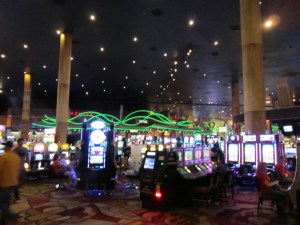 New York New York Hotel & Casino Las Vegas, New York New York Resort & Casino Las Vegas, New York New York Hotel Las Vegas, New York New York Casino Las Vegas, Coyote Ugly Las Vegas, Zumanity Las Vegas, New York New York Las Vegas, Nine Fine Irishmen Las Vegas, MGM Resorts, MGM International, Mlife, Las Vegas, Las Vegas Strip, Las Vegas Boulevard, Slots, Slotmachines, Videpoker, poker, Blackjack, Roulette, Baccarat, Sports Book, Gaming, Gambling