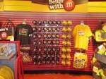 M&M's World Las Vegas, M&M, M&M's, M&M's Store, M&M Store, M&M's Store Las Vegas, Red M&M's, Blue M&M's, Yellow M&M's, Brown M&M's, Las Vegas, Las Vegas Strip, Las Vegas Boulevard, Showcase Mall, Showcase Mall Las Vegas