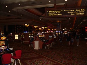 Mandalay Bay Hotel & Casino Las Vegas, Mandalay Bay Resort & Casino Las Vegas, Mandalay Bay Las Vegas, Mandalay Bay Hotel Las Vegas, Mandalay Bay Casino Las Vegas, Mandalay Beach, Mandalay Place, MGM Resorts, MGM International, Mlife, Las Vegas, Las Vegas Strip, Las Vegas Boulevard, Slots, Slotmachines, Videpoker, poker, Blackjack, Roulette, Baccarat, Sports Book, Gaming, Gambling