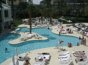 Tropicana Las Vegas, Tropicana Hotel & Casino Las Vegas, Tropicana Resort & Casino Las Vegas, Tropicana, Bagatelle Beach & Nightclub, Bagatelle Beach & Nightclub Las Vegas, Bagatelle Las Vegas, Laugh Factory, Laugh Factory Las Vegas, Jan Rouven Las Vegas, Trop Plus Players Club, Las Vegas Strip, Las Vegas Boulevard, Slots, Slotmachines, Videpoker, poker, Blackjack, Roulette, Baccarat, Sports Book, Gaming, Gambling