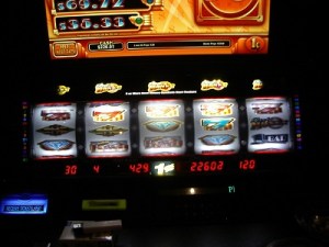 ReelMONEY at Mirage Las Vegas, ReelMONEY slotmachines at New York-New York Las Vegas, ReelMONEY slotmachine, slotmachines Las Vegas, slotmachines jackpots Las Vegas, slotmachine winners, slotmachine winner Las Vegas, Mlife players club, Mlife, penny slots, progressive slotmachine jackpots, Tier credits, Express Comps, gambling, gaming